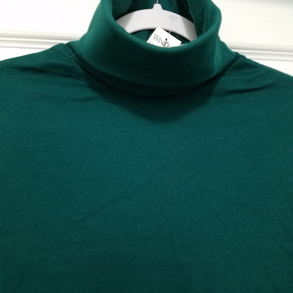 Emerald green t-neck - Picture 3 of 4